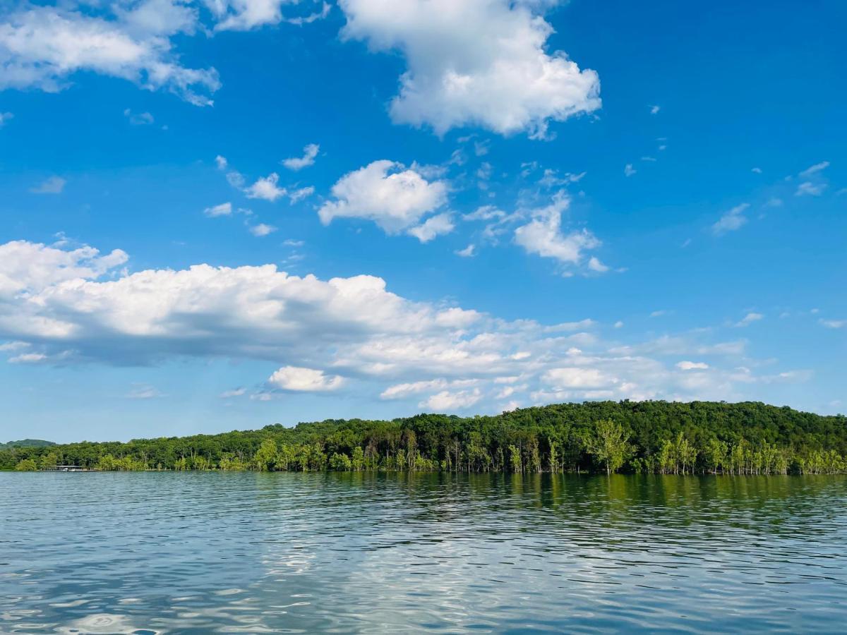 Lakefront And Lake View Indian Point Condo With Boat Slip Μπράνσον Εξωτερικό φωτογραφία