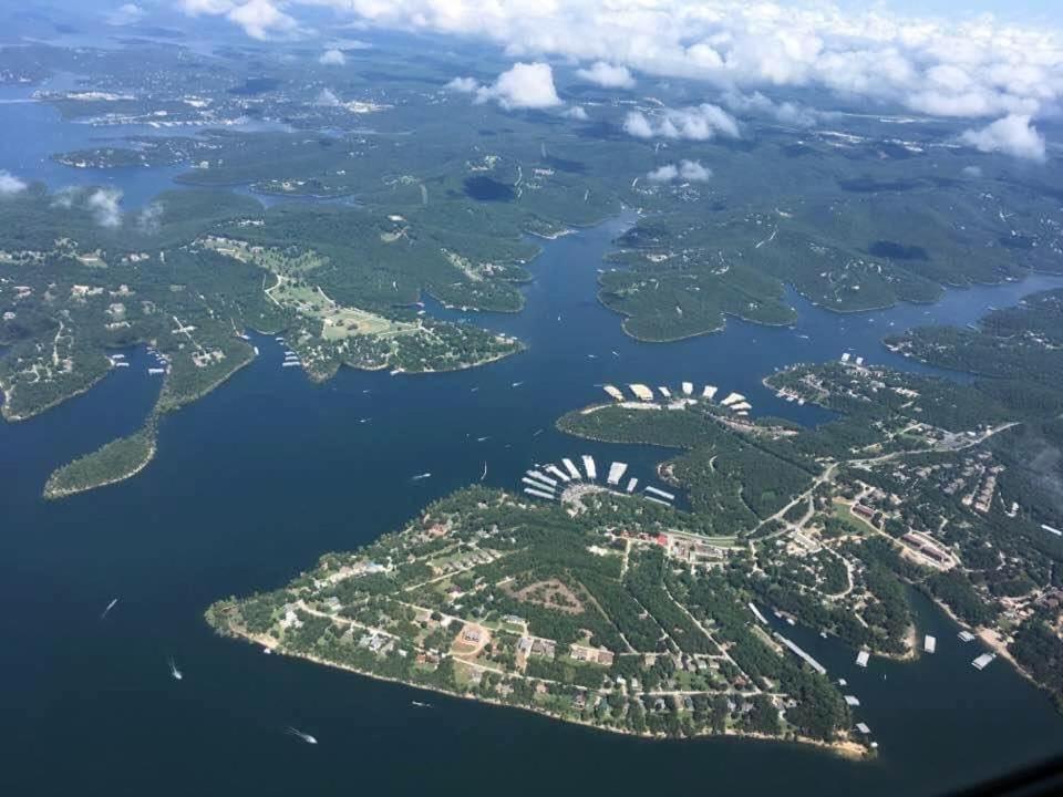 Lakefront And Lake View Indian Point Condo With Boat Slip Μπράνσον Εξωτερικό φωτογραφία