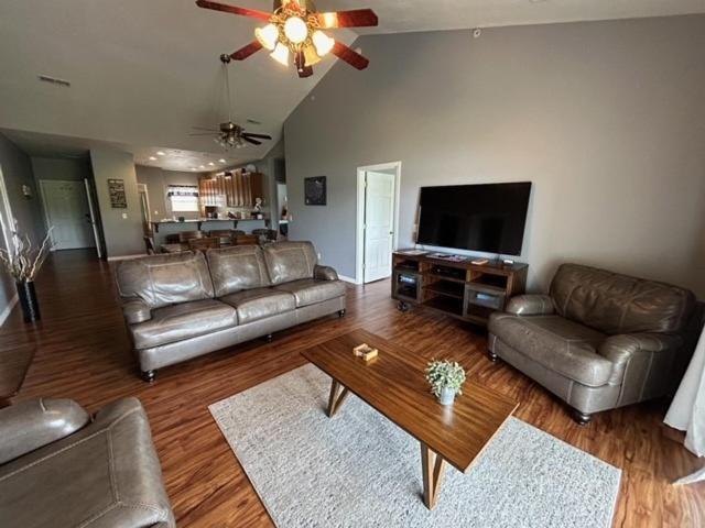 Lakefront And Lake View Indian Point Condo With Boat Slip Μπράνσον Εξωτερικό φωτογραφία