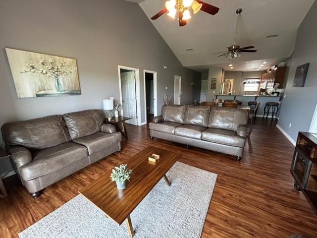 Lakefront And Lake View Indian Point Condo With Boat Slip Μπράνσον Εξωτερικό φωτογραφία